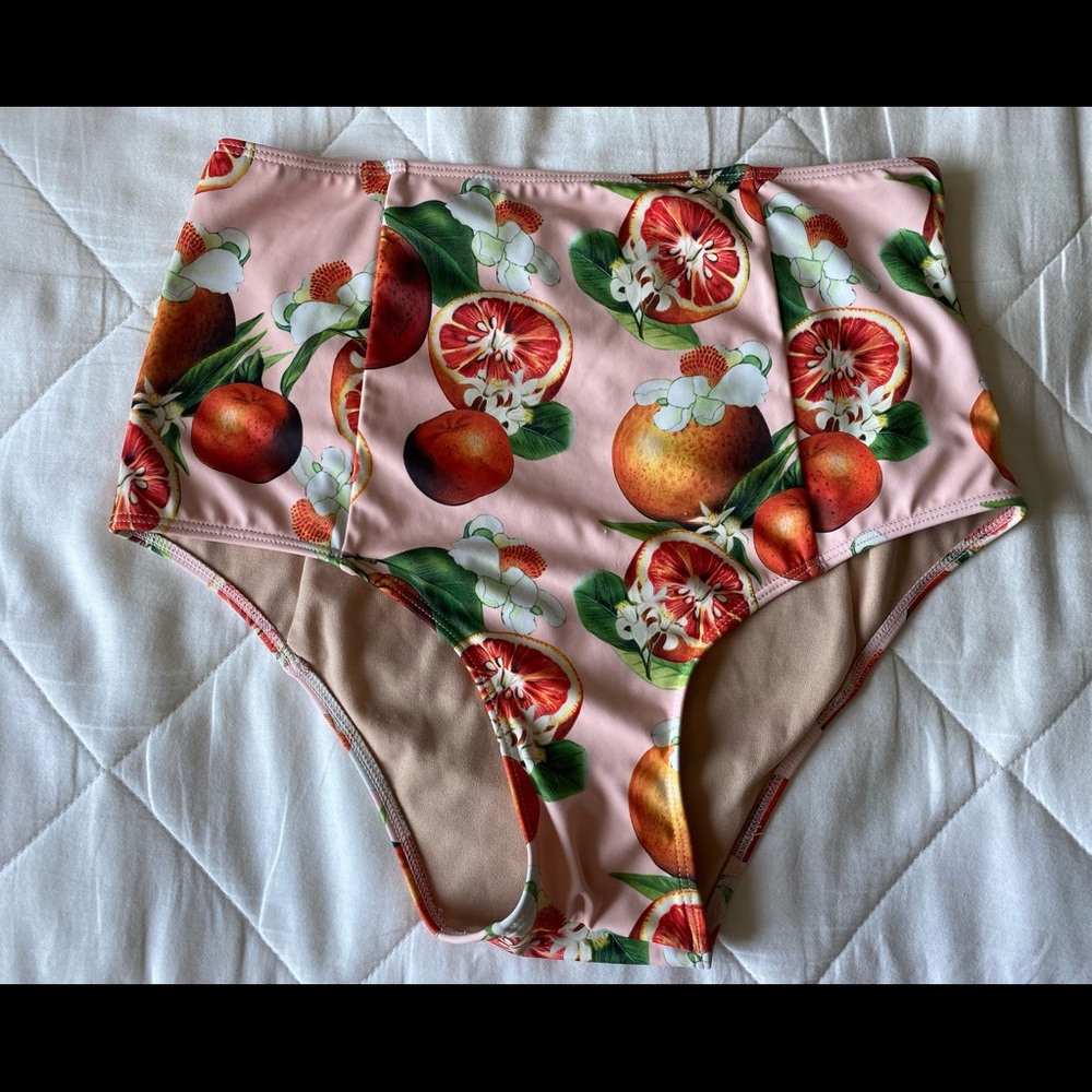 Kortni Jeane Small Bottoms
